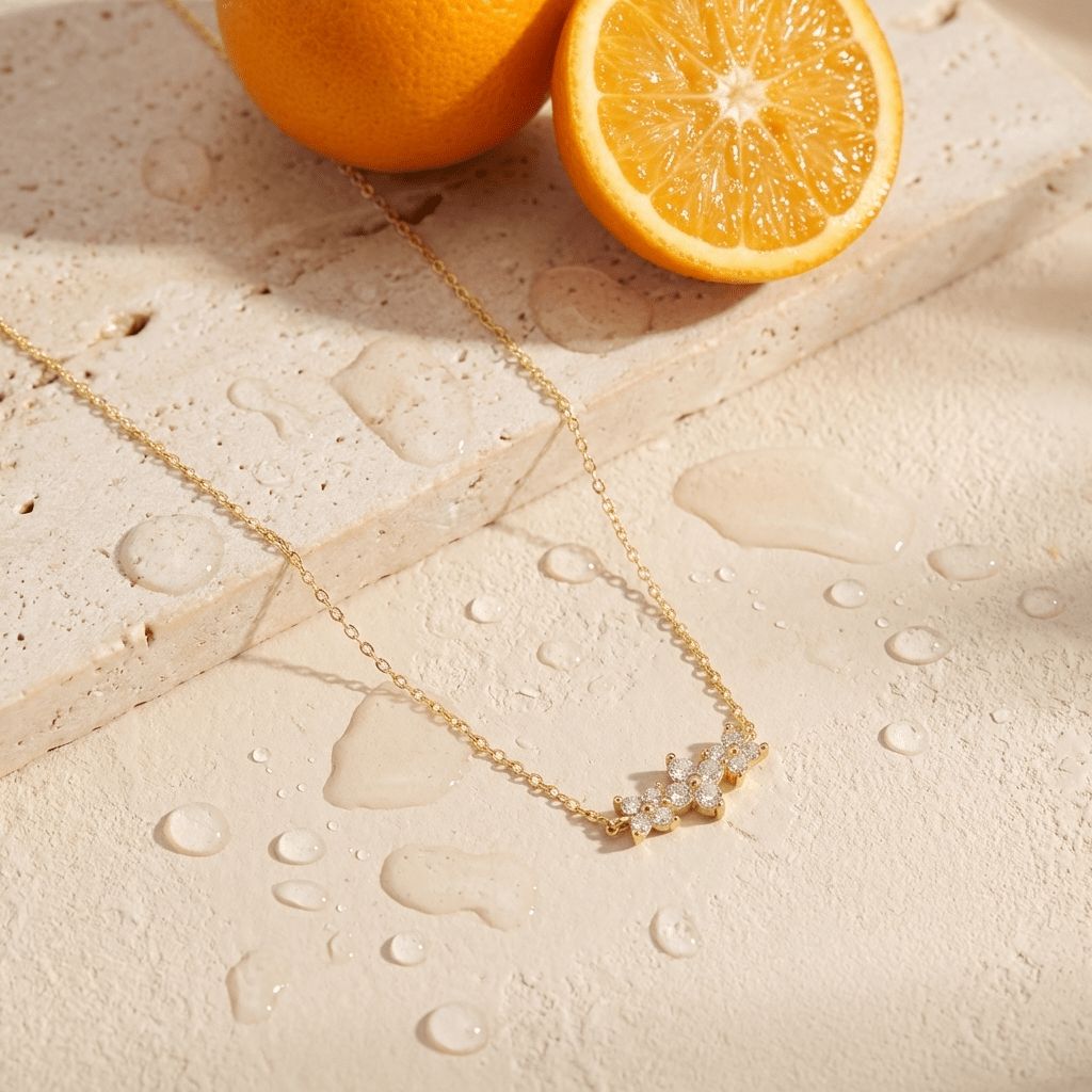 Isla Triple Clover Necklace - Gold - 3