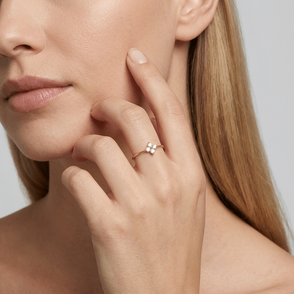 Léa Crystal Clover Ring - Ring - Gold - 5 - 4