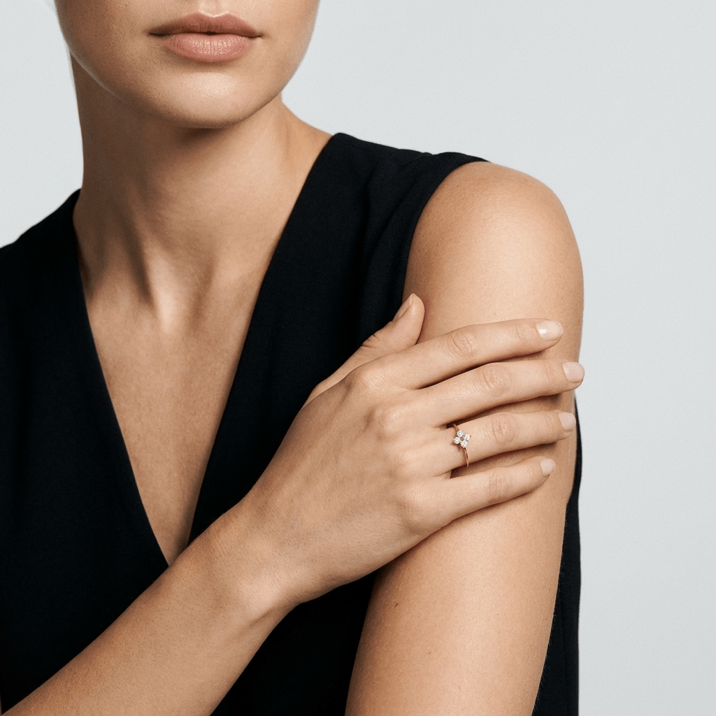 Léa Crystal Clover Ring - Ring - Gold - 5 - 6