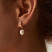 Luna Pearl Earrings - Earrings - Gold - 1