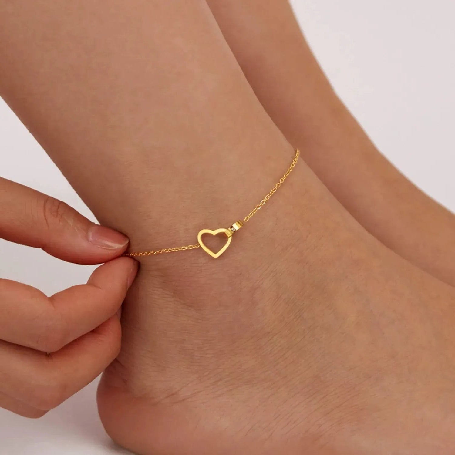 Nadine Linked Hearts Anklet - NAVALLIAnklet