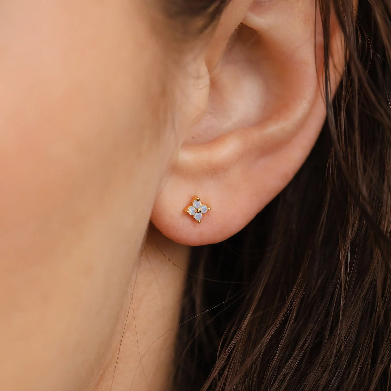 Noa Crystal Stud Earrings - Gold - 1