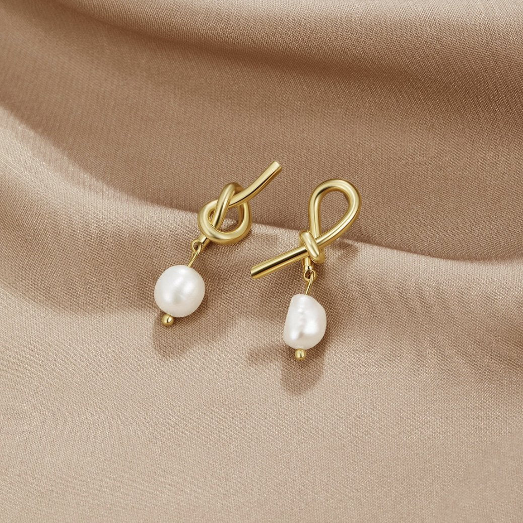 Orla Pearl Earrings - Earrings - 3