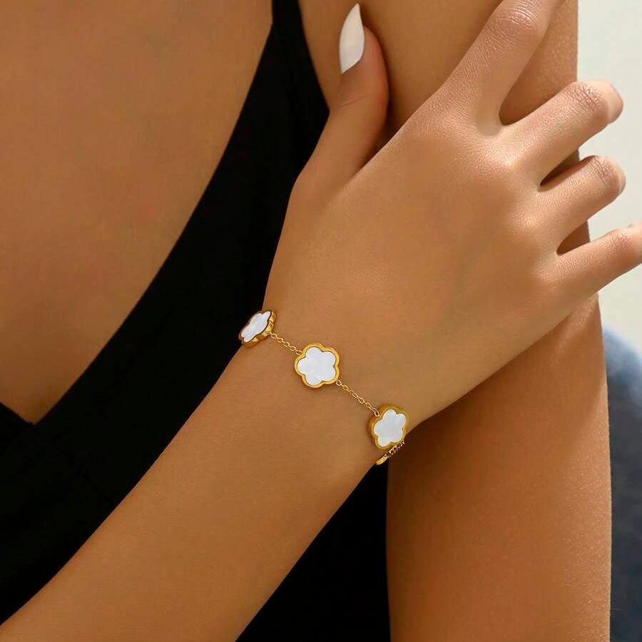Rhea Clover Bracelet - White - 4