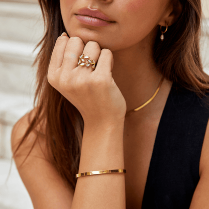 Rina Gold Bangle - My StoreBracelet