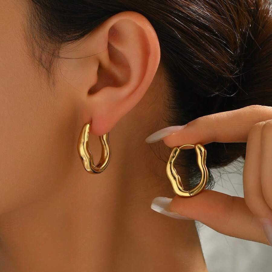 Sana Hoop Earrings - Gold - 1