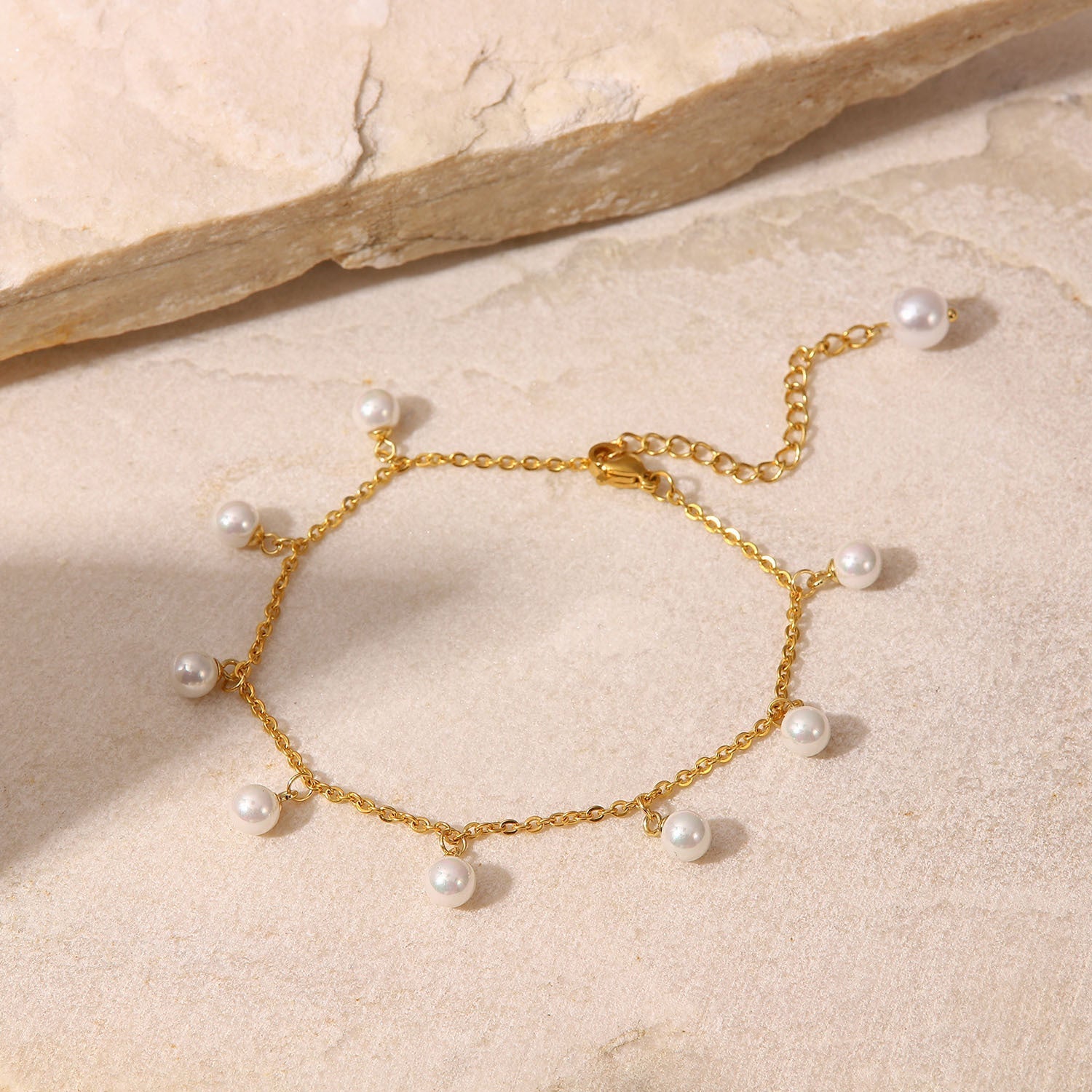 Seren Twist Gold Anklet - NAVALLI