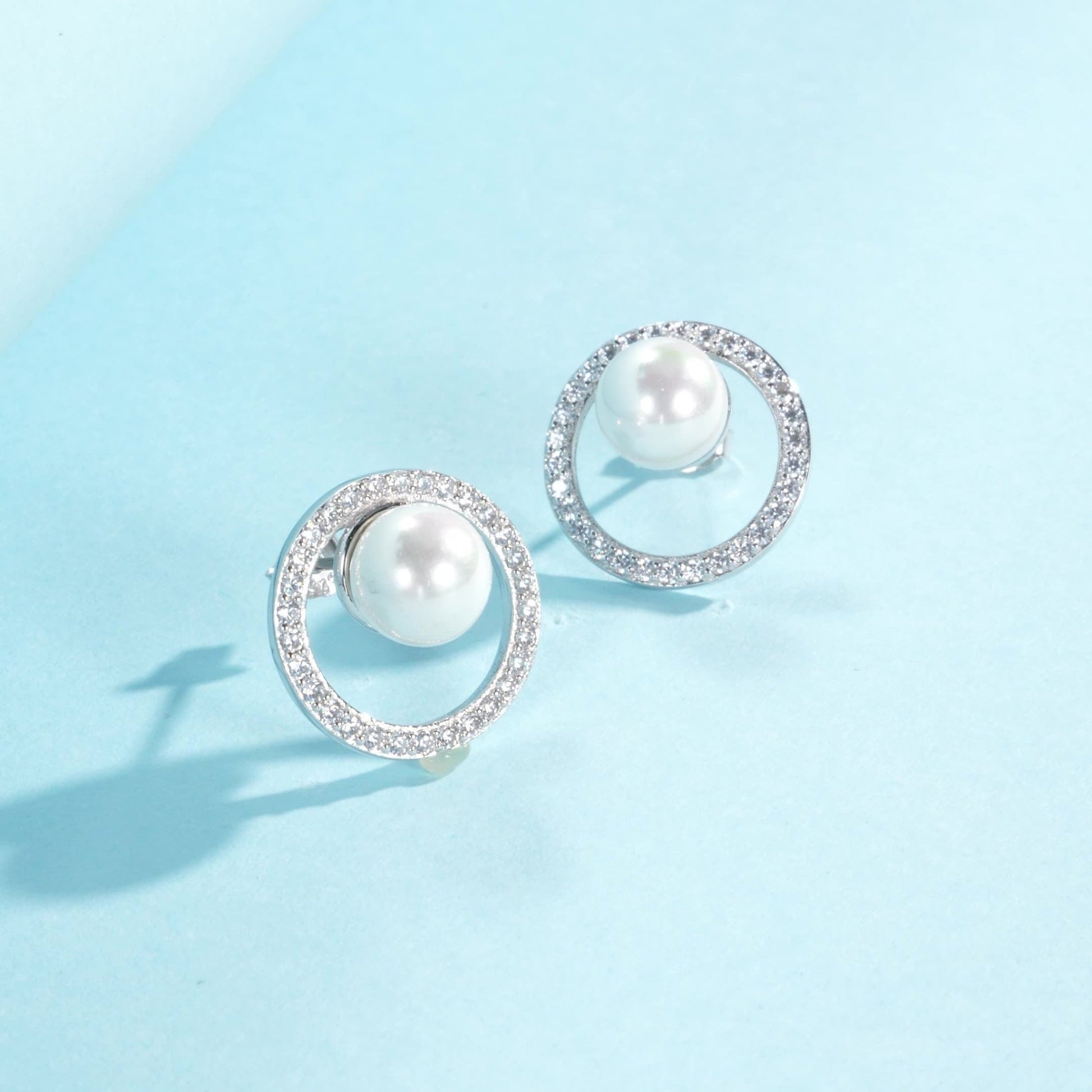 Soraya Silver Stud Earrings - NAVALLI