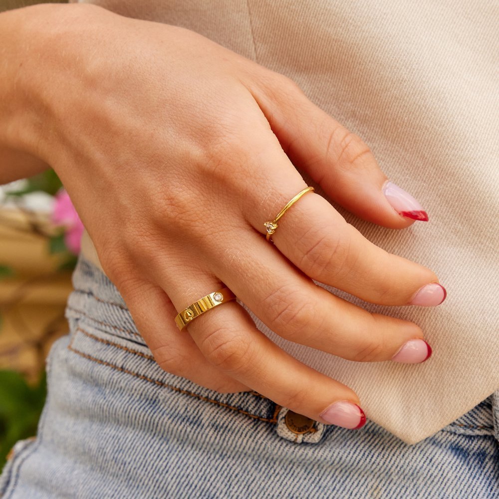 Thalia Heart Ring - Ring - US 6 | UK L - 4