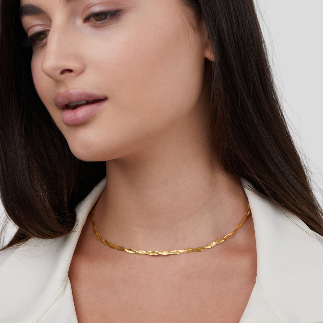 Ulina Gold Necklace - NAVALLINecklace
