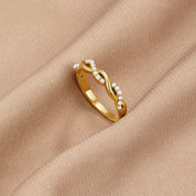 Ursa Pearl Ring - Ring - US 6 | UK L - 3