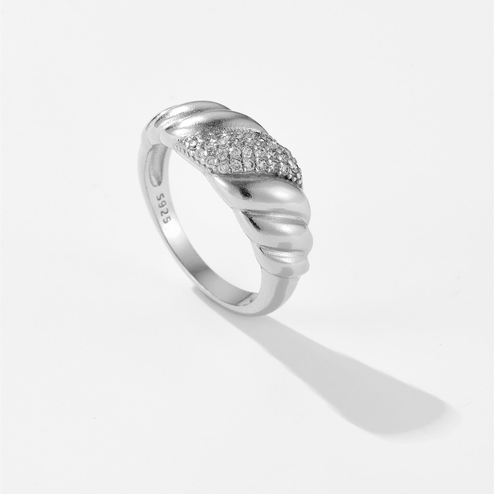 Vera Bold Ring - Platinum - US 6 | UK L - 3