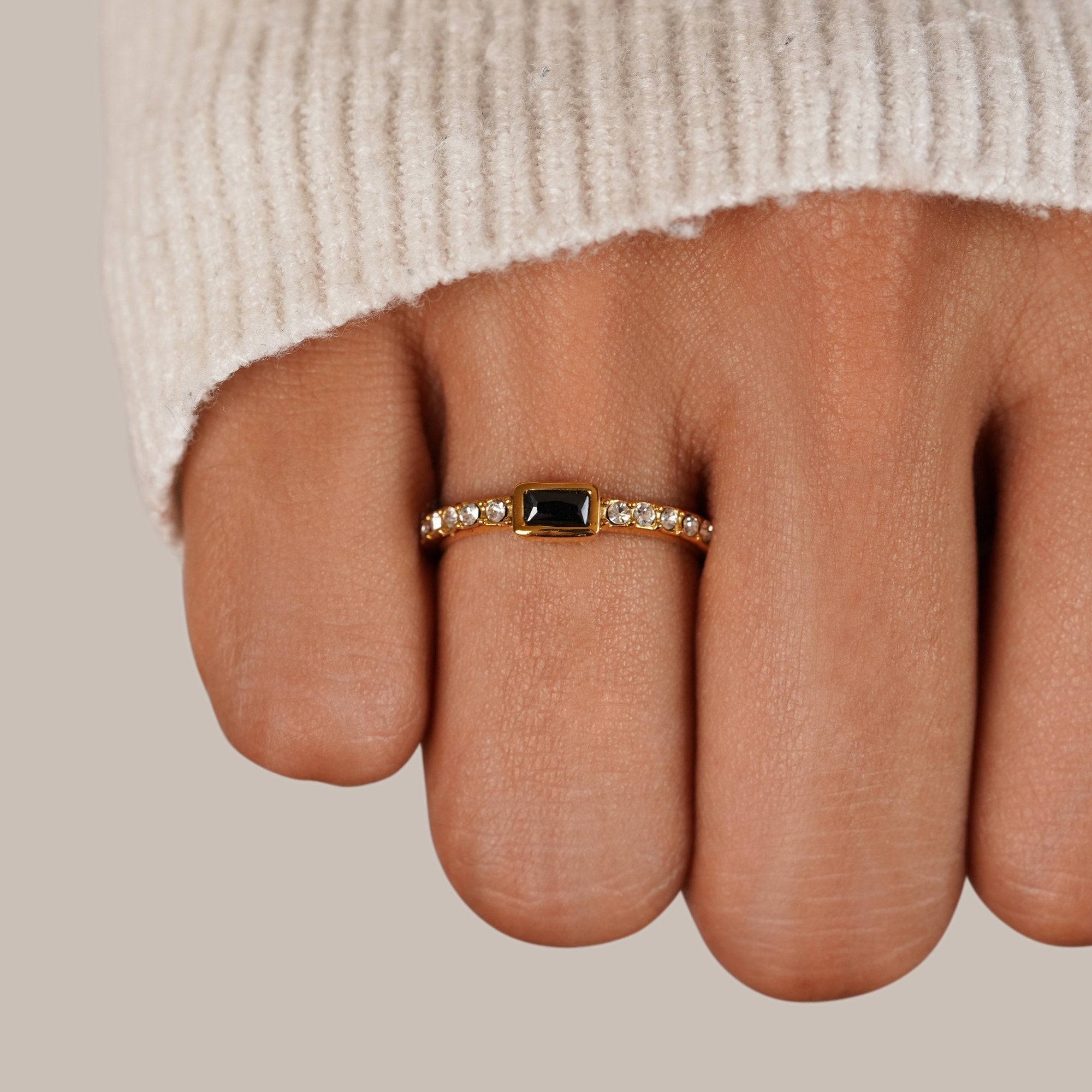 Wren Onyx Ring - NAVALLIRing