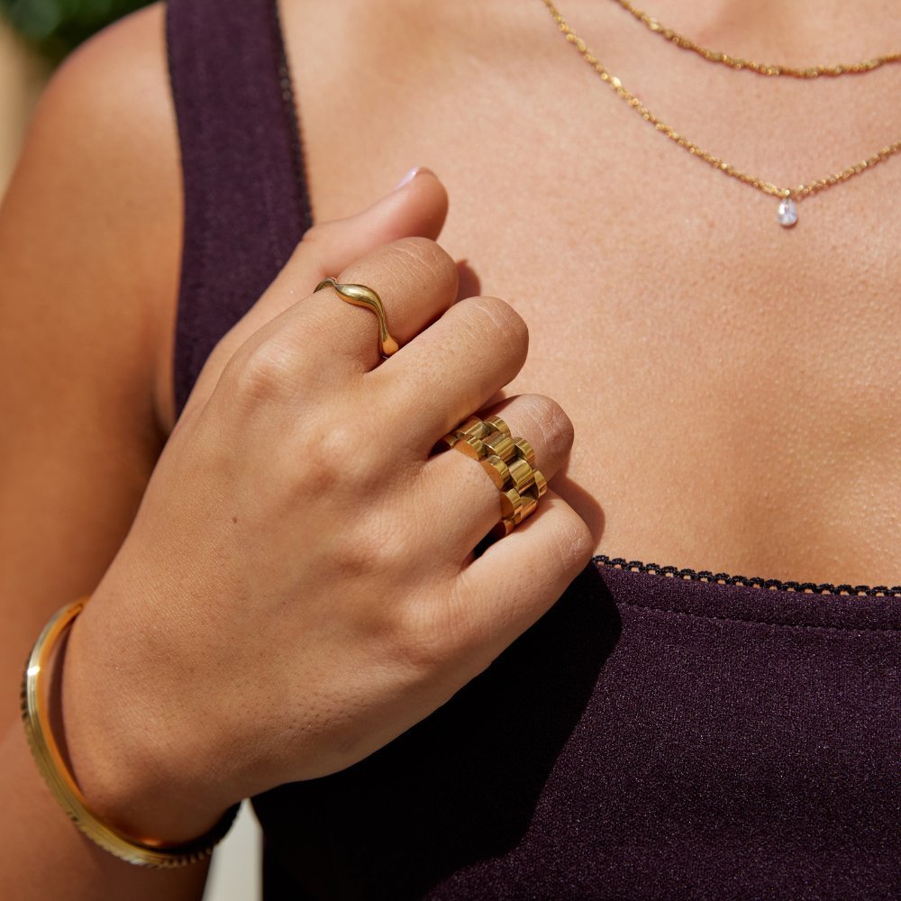 Xena Wave Ring - Ring - Adjustable US 5 - 7 | UK J - N - 3