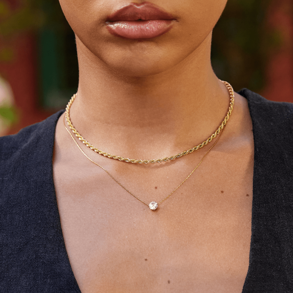 Yara Circle Crystal Necklace - Necklace - Gold - 