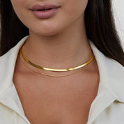 Ysolde Gold Necklace - NAVALLINecklace