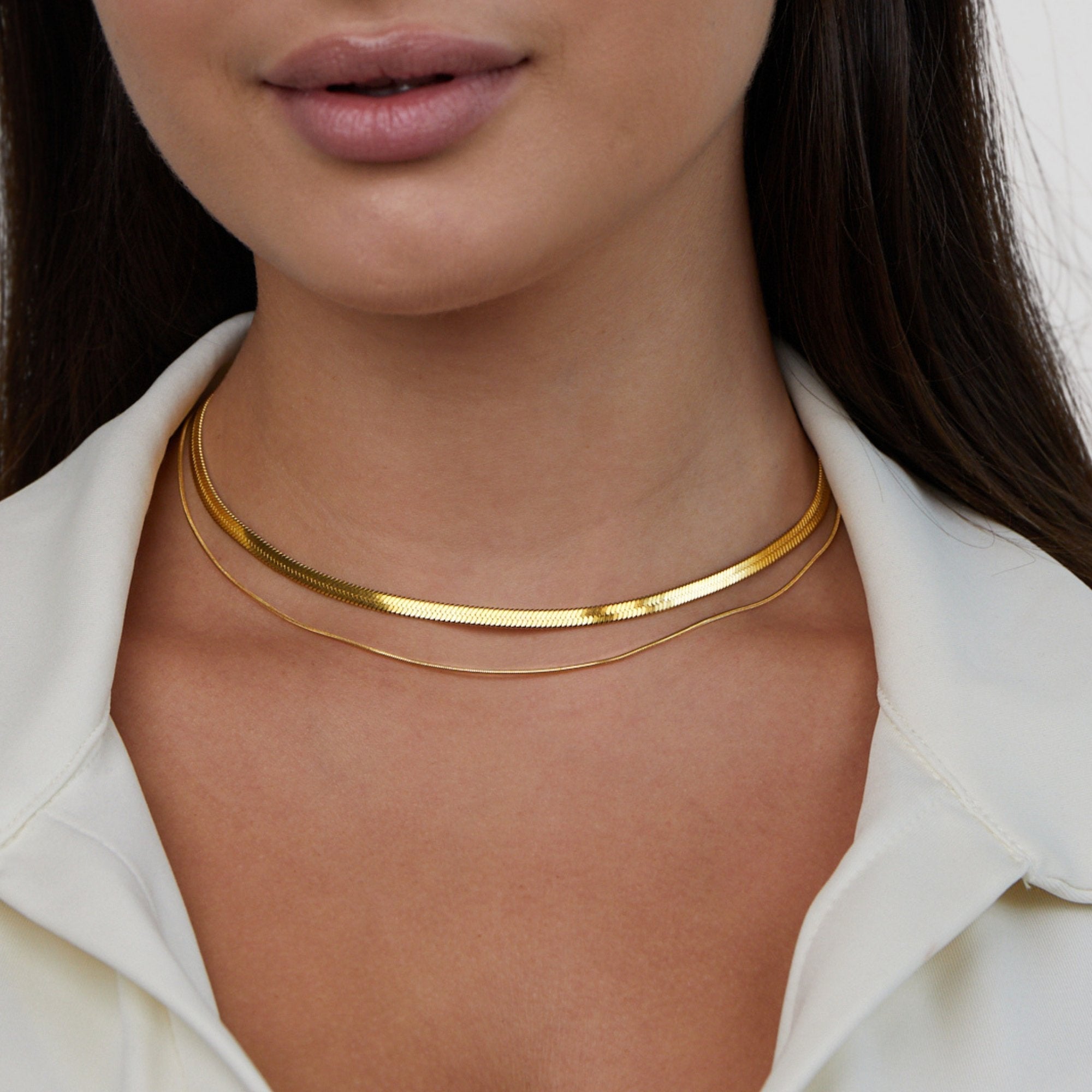 Ysolde Gold Necklace - NAVALLINecklace